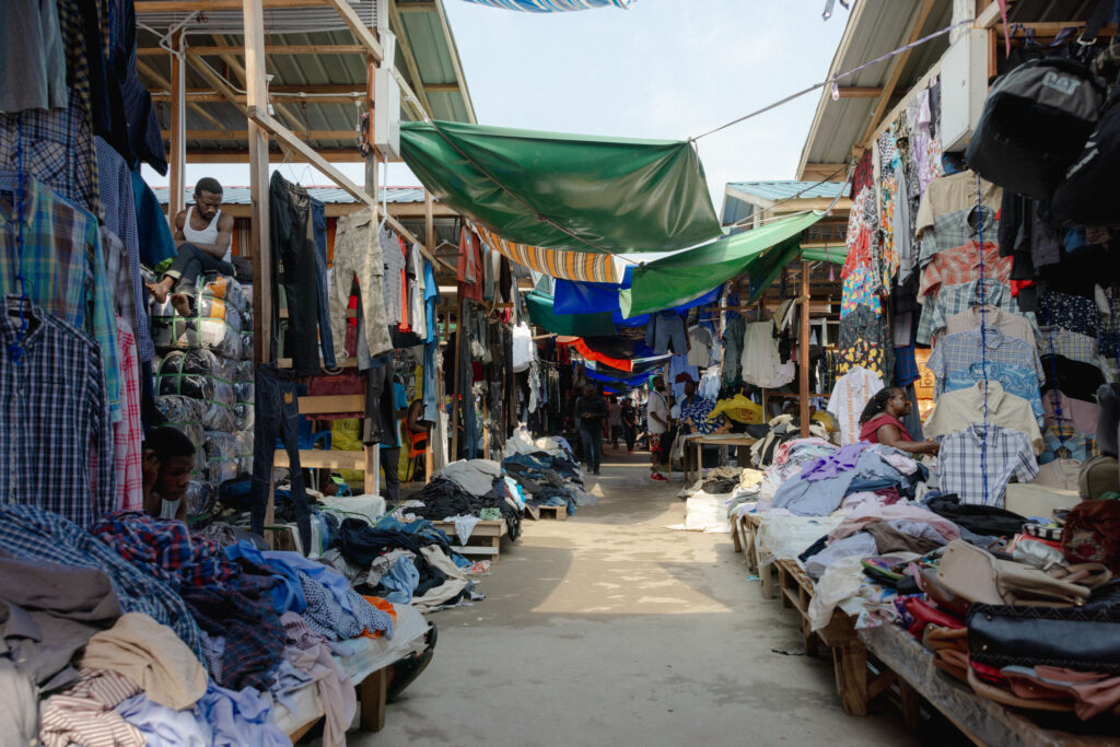 Kantamanto Market traders get reduced GHC100 operating permit from AMA for 2026