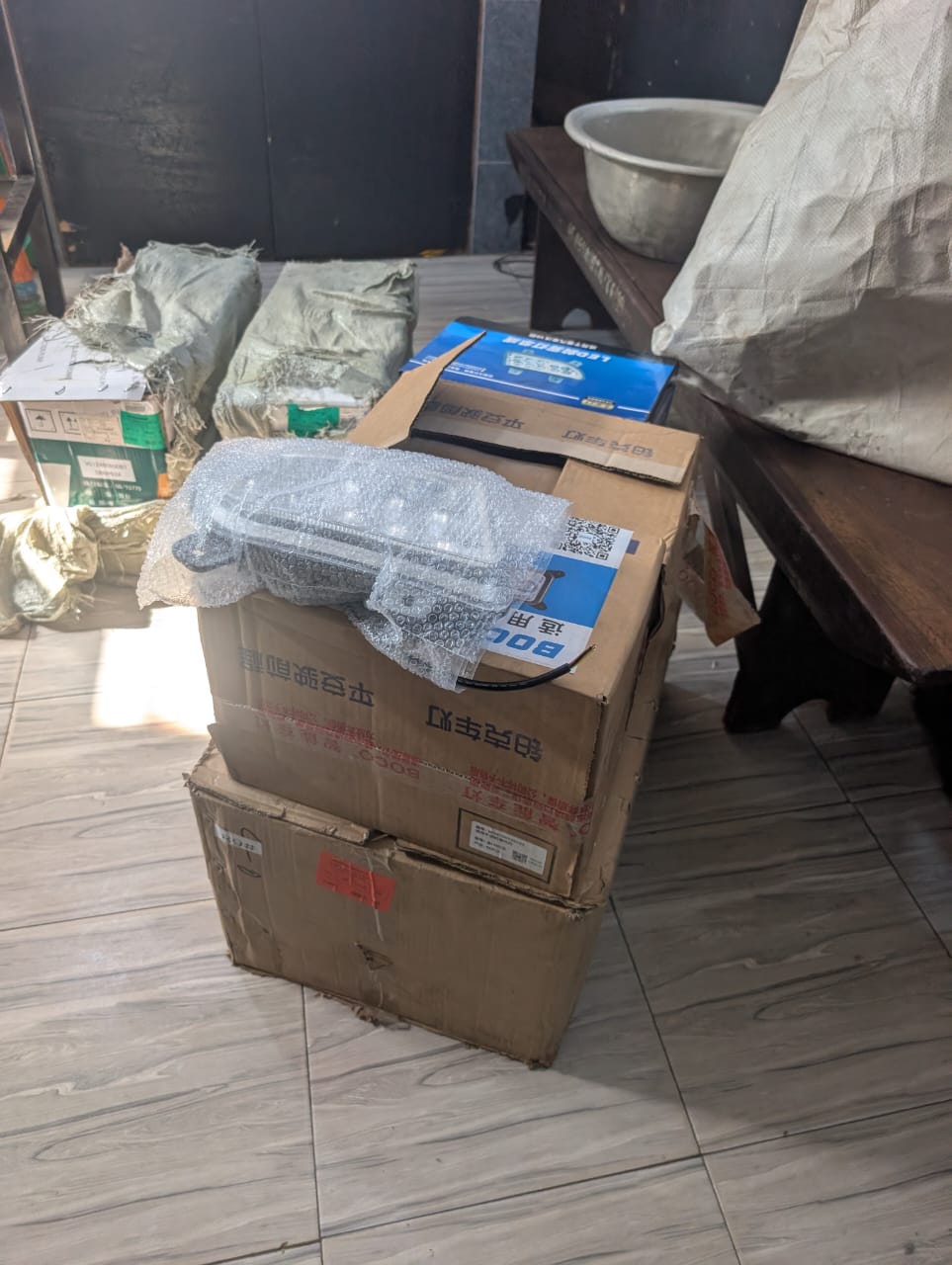 Police arrest two in Ashaiman with suspected stolen automobile spare parts