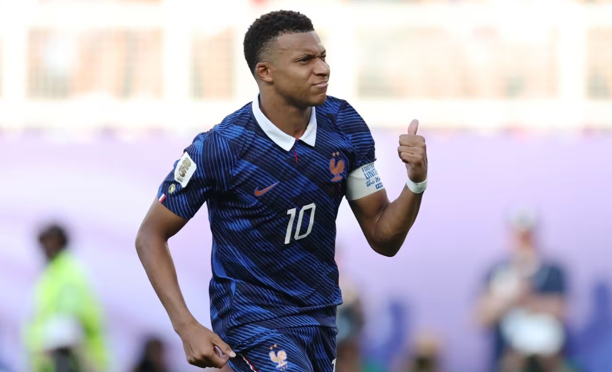 Mbappe strikes again to send France through