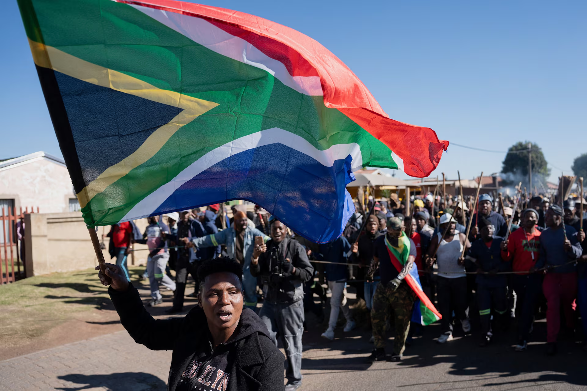 Nigeria tells South Africa to curb xenophobic attacks on migrants, questions state response