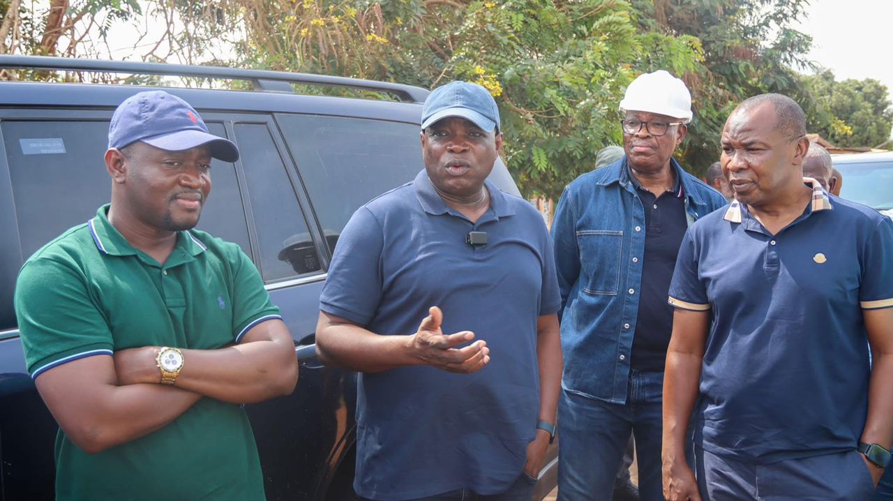 Roads Minister charges contractor to deliver Dambai Bridge on time and to standard