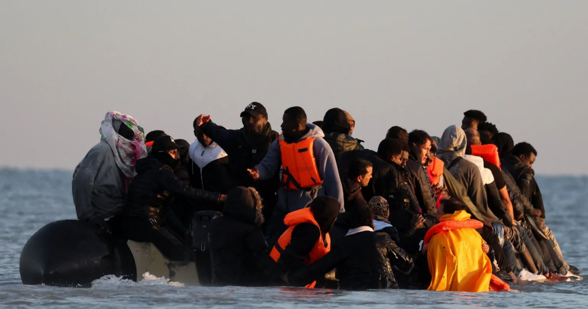 140 migrants in single dinghy rescued in English Channel