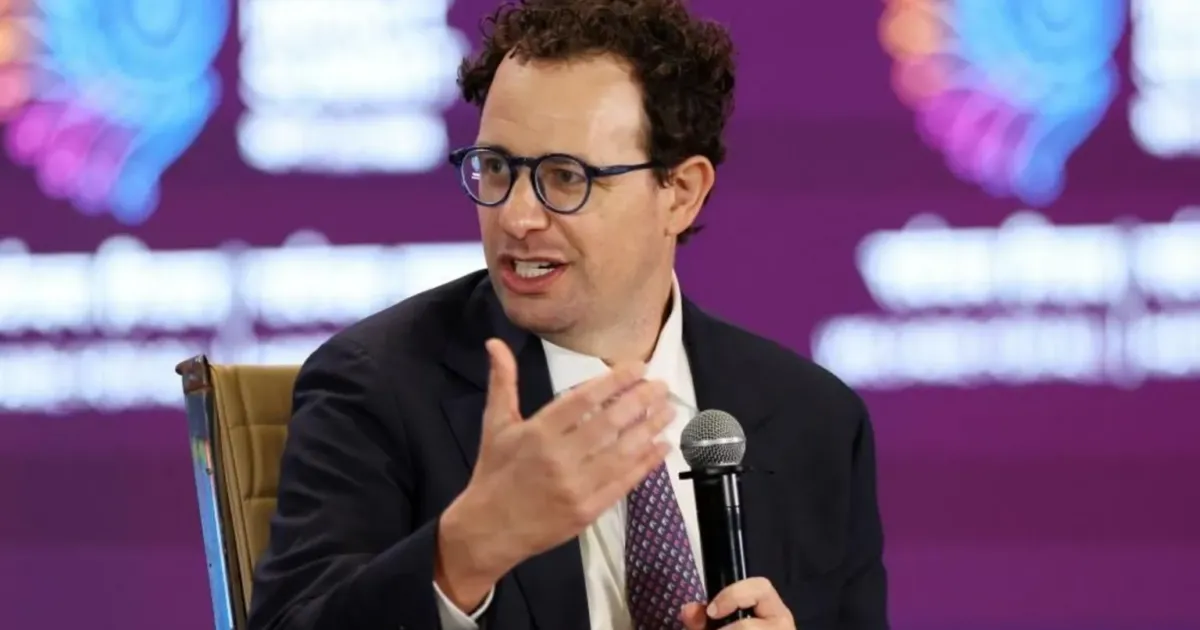 AI ‘kill switch’ may need to be mandatory, Anthropic co-founder says