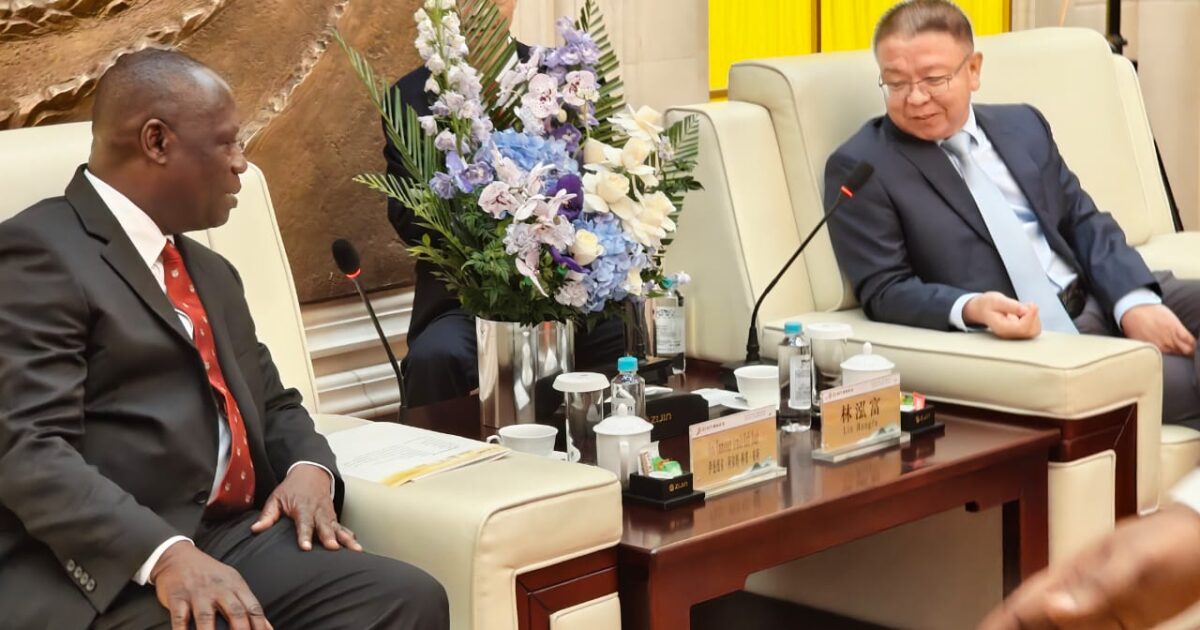 Lands Minister urges Zijin Mining to make Ghana its springboard for African expansion