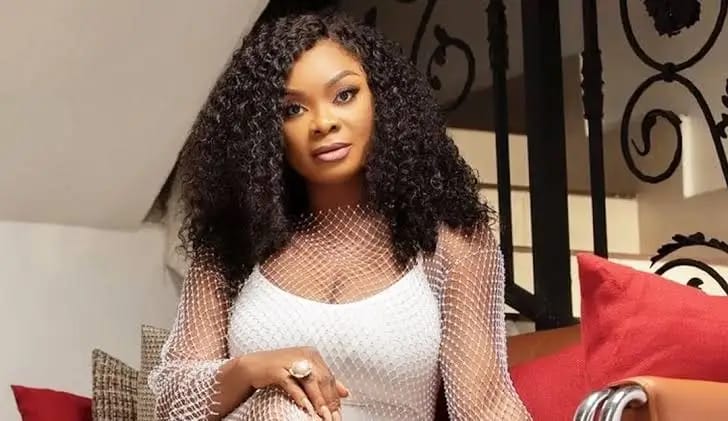Ghanaian actress and media personality Beverly Afaglo has reportedly passed on.